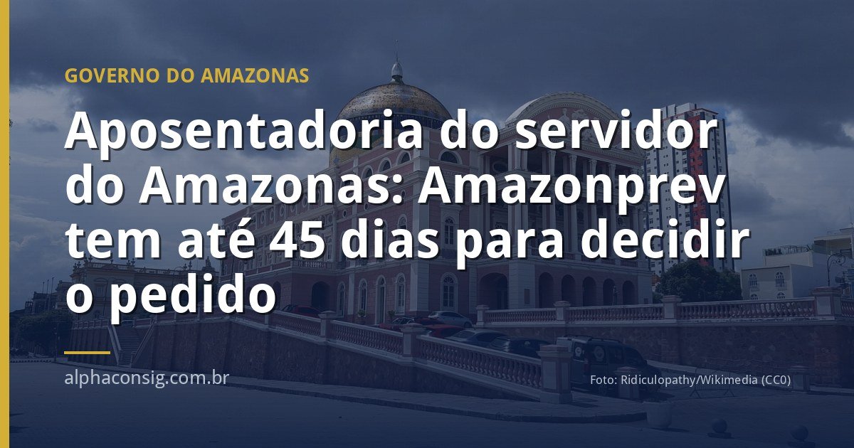 Servidor público do Amazonas confere documentos para pedido de aposentadoria
